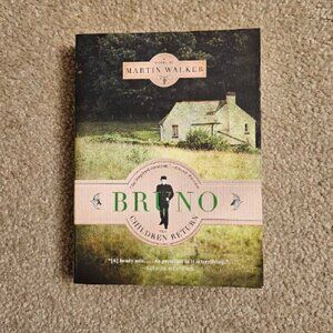 4/$20 Book 7 of 17: Bruno - The‎ Children Return by Martin Walker - Paperback